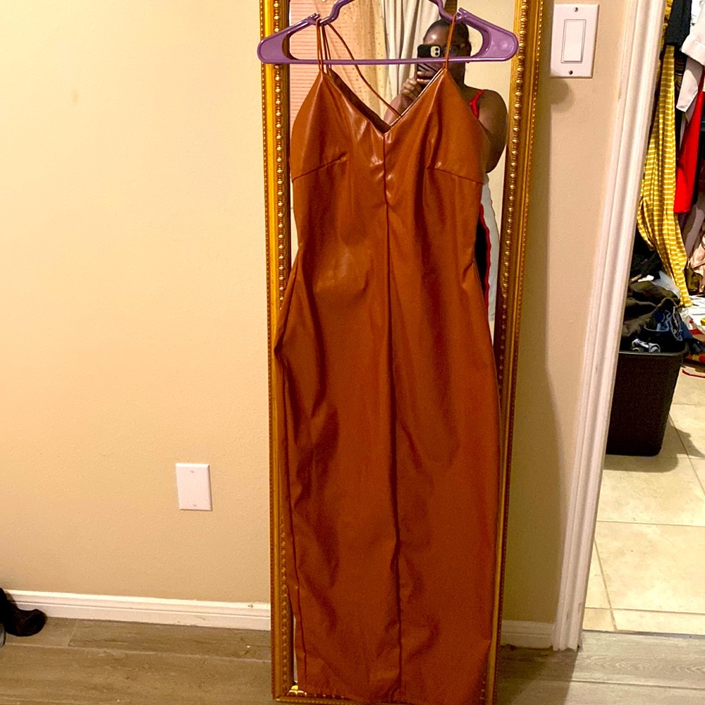 Cognac leather midi dress! 😍